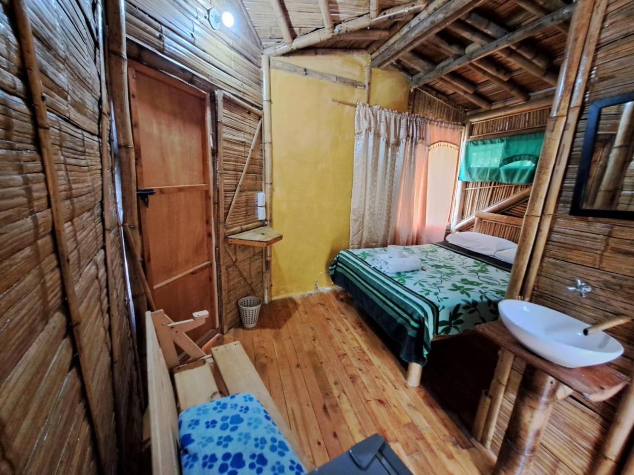 Hotel Guatape Adrianas Bambu Exterior foto